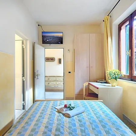 Ξενοδοχείο Casa Rosa 3*